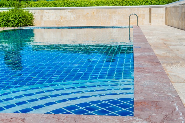Hotel Pool